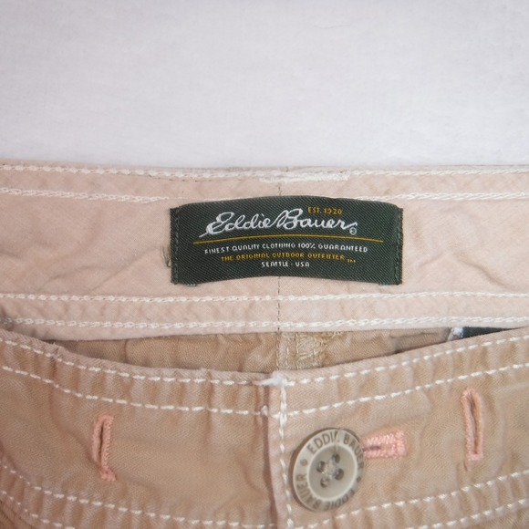 Eddie Bauer Women's 14 Tan Khaki Cargo Shorts Cotton Outdoor Casual 10 Inseam - Picture 3 of 9